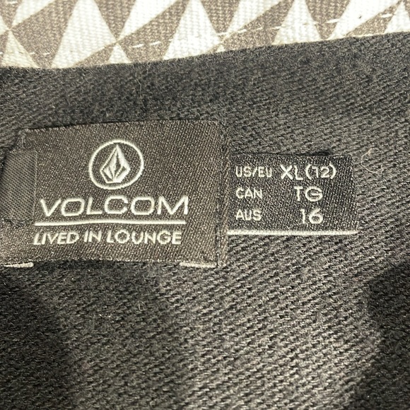 Volcom Women’s LIL “Lived in Lounge”Black Full-Zip Hoodie Size XL - Picture 2 of 6